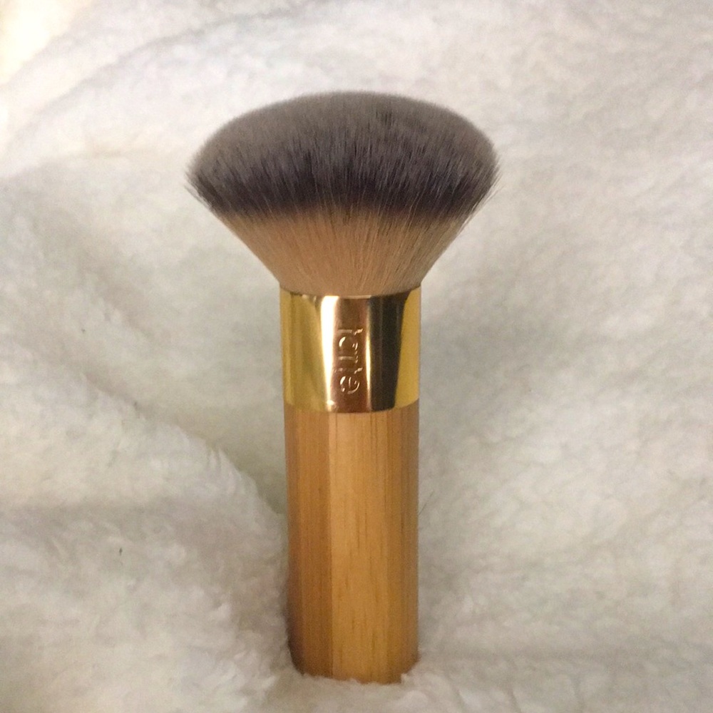 Tarte Foundation Buffing Brush